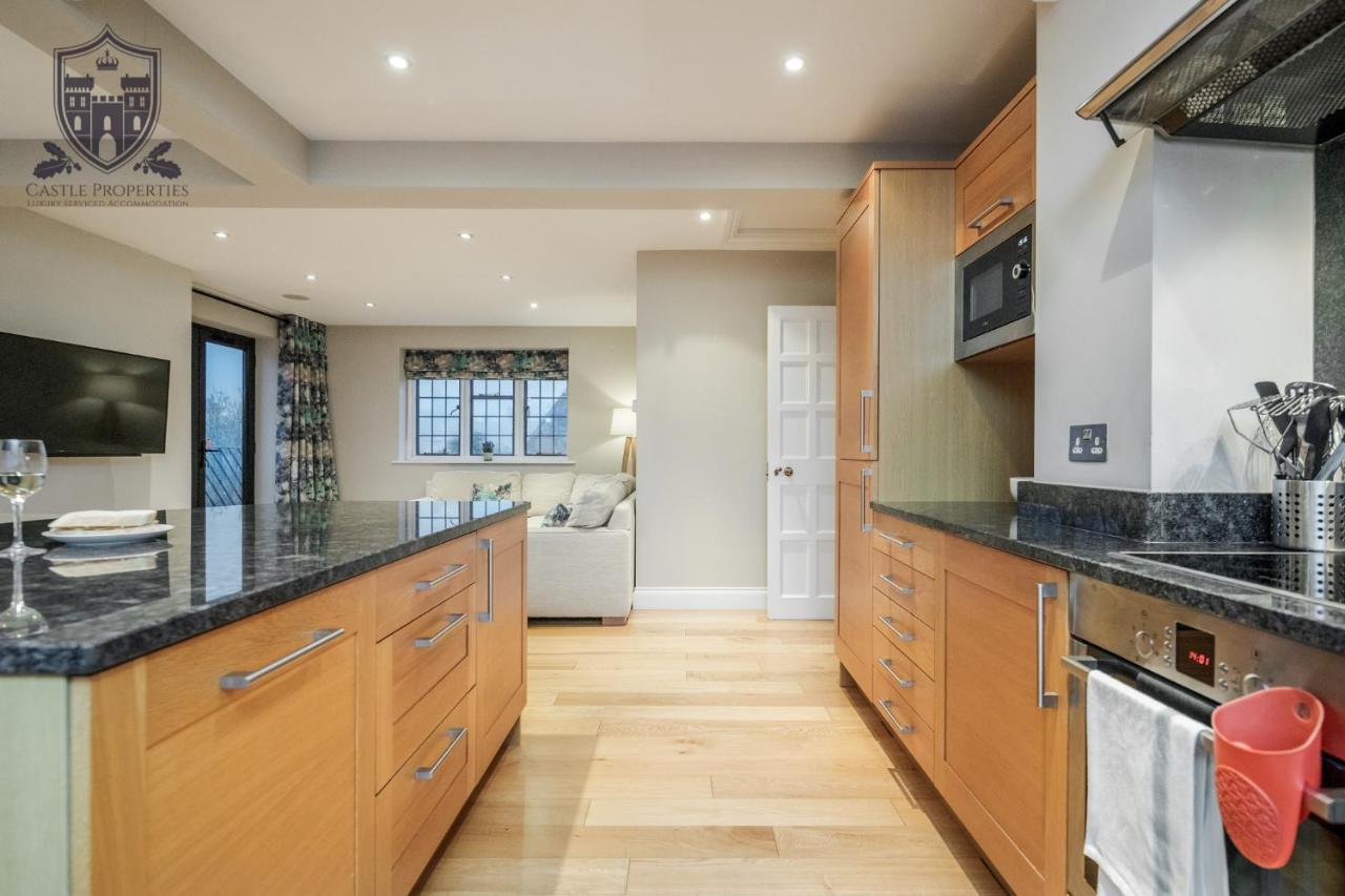 Castle Properties:Eton-The College Windsor Zewnętrze zdjęcie
