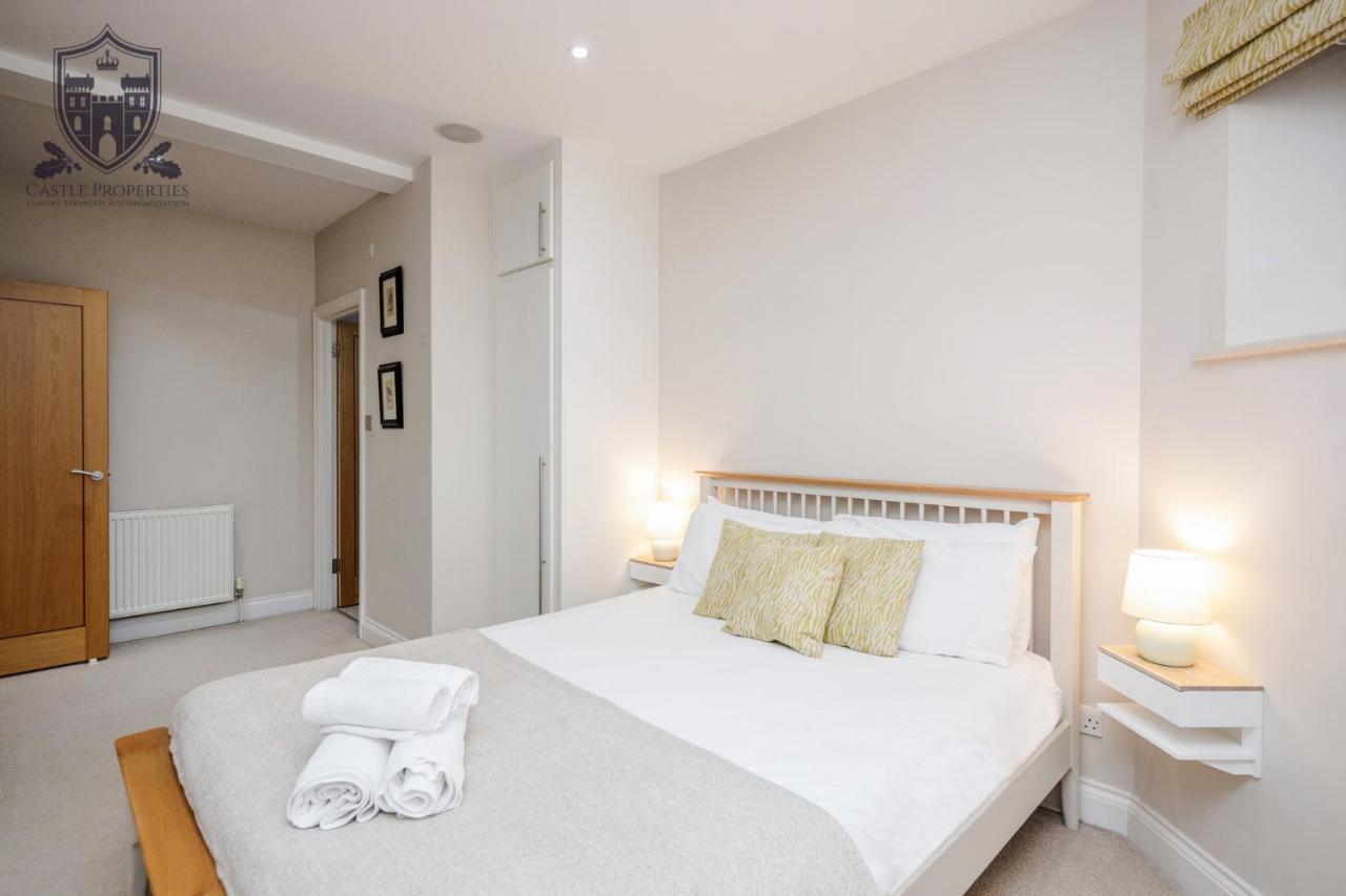 Castle Properties:Eton-The College Windsor Zewnętrze zdjęcie