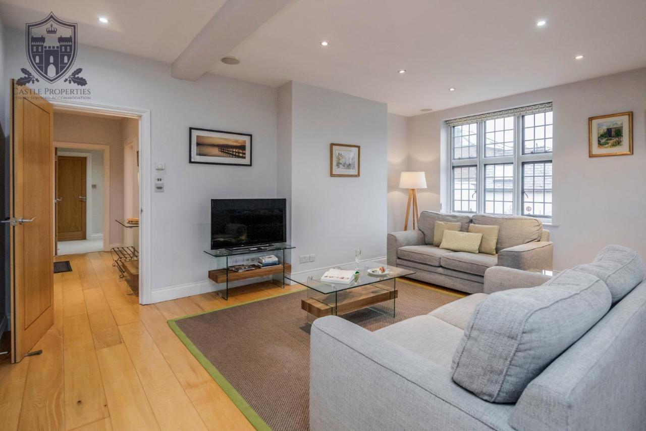 Castle Properties:Eton-The College Windsor Zewnętrze zdjęcie